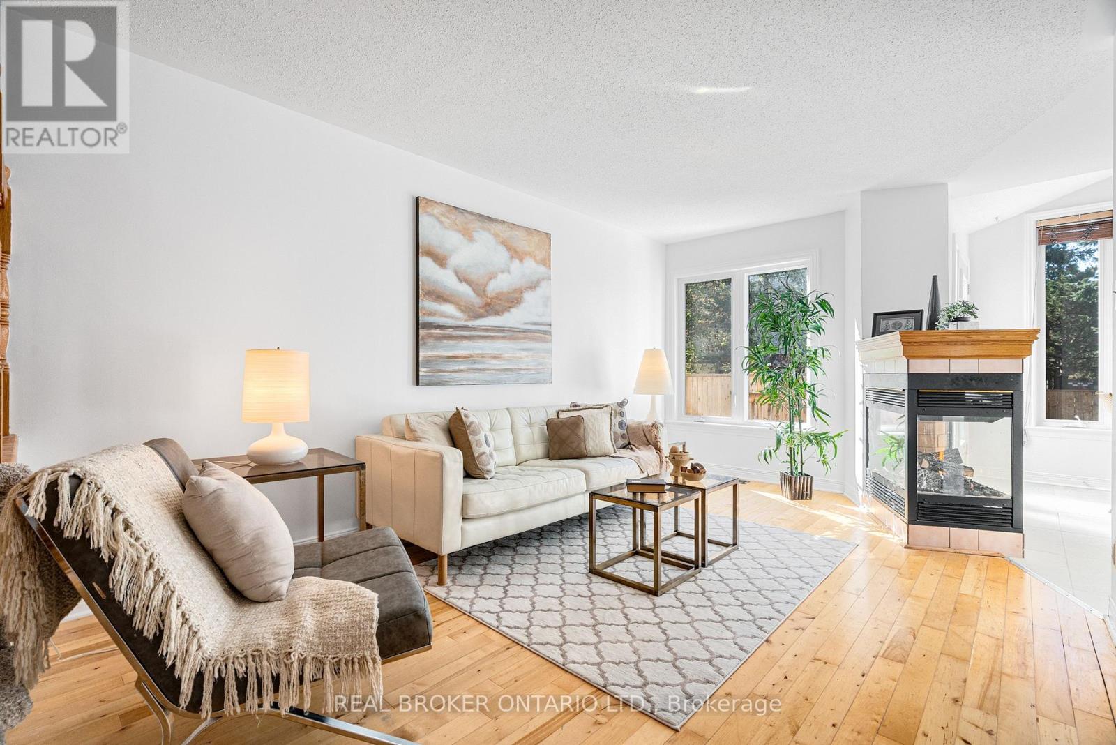 191 THORNBURY CRESCENT, Ottawa — photo 8