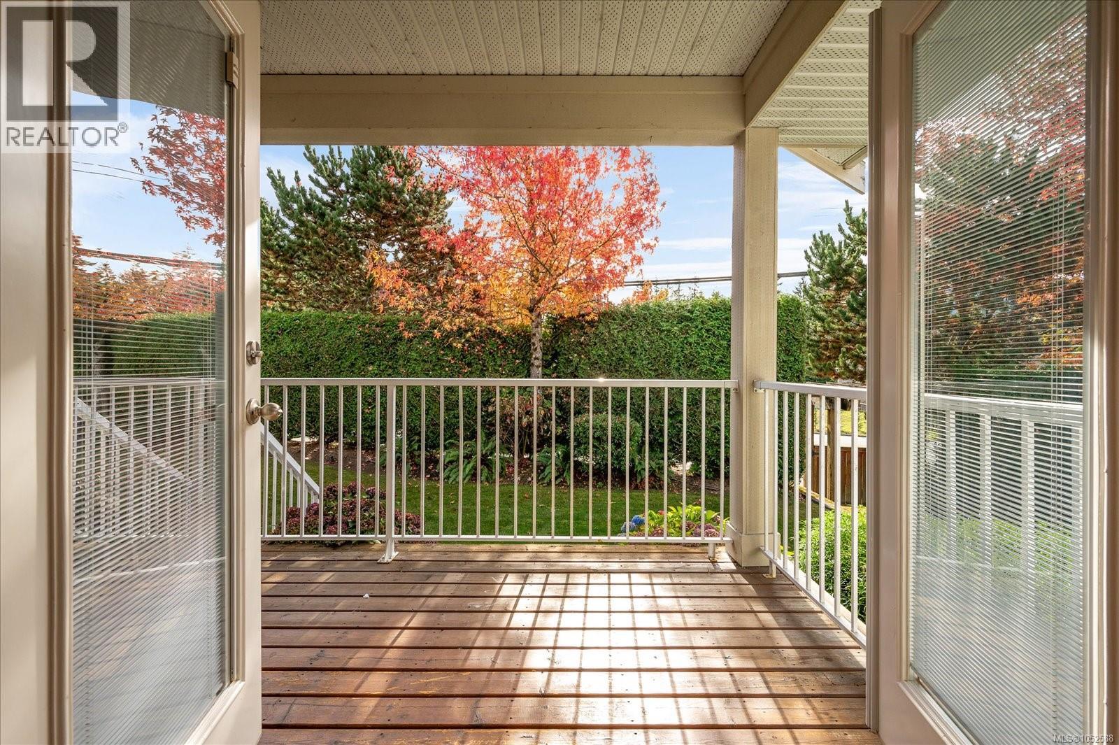 2403 Parveen Pl - 16