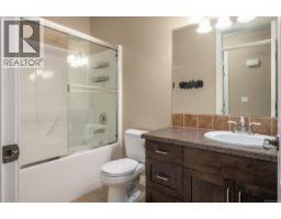 2403 Parveen Pl, Nanaimo, BC V9T3L2 Photo 14