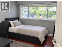 1340 Willow Way, Coquitlam, BC V3J5M3 Photo 10
