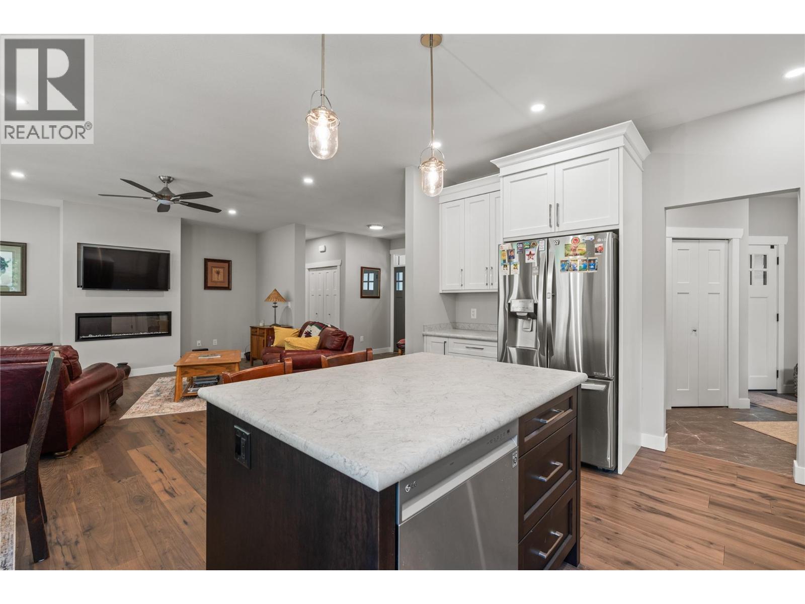 #33 9196 Tronson Road - 27
