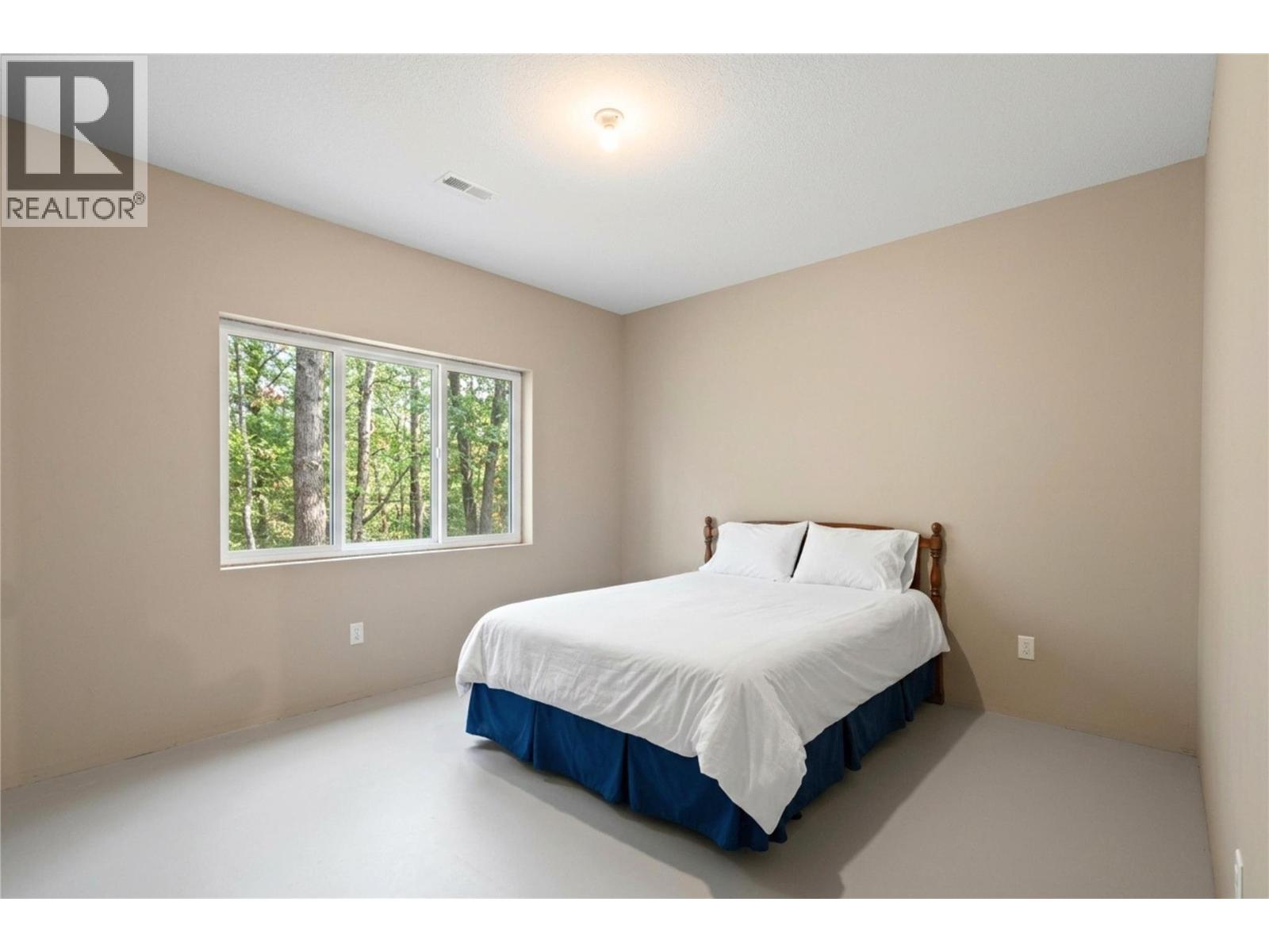 #33 9196 Tronson Road - 50