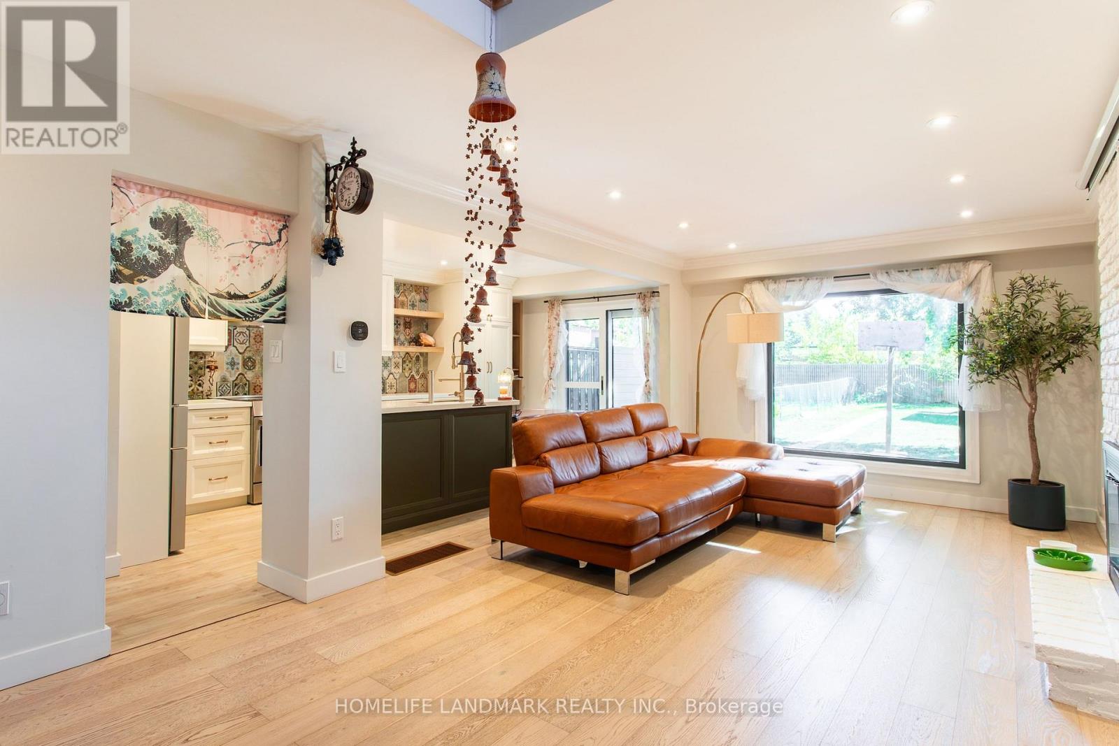 15 FOXGLOVE COURT - 4