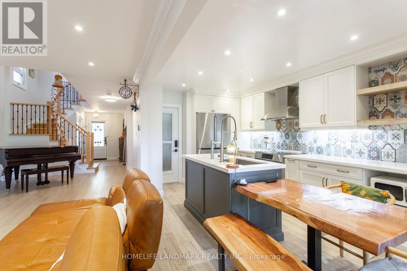 15 Foxglove Court, Markham, ON photo 5