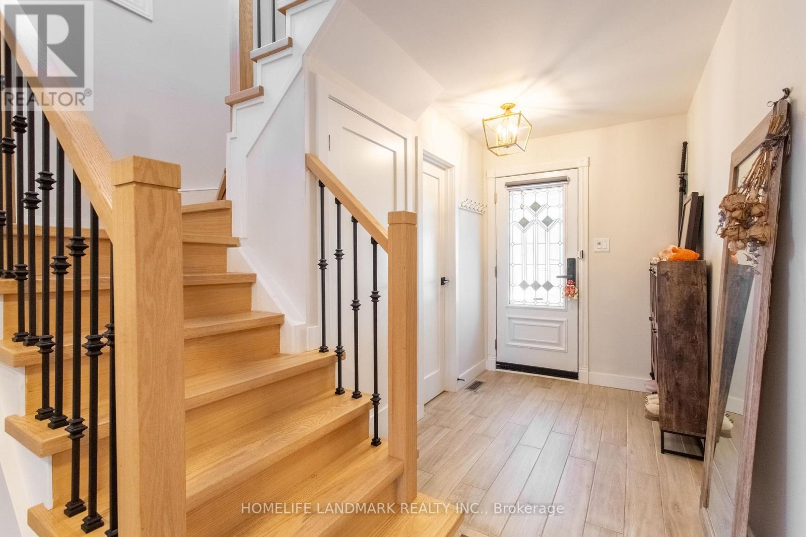 15 Foxglove Court, Markham, ON photo 9