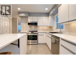 304 223 E Keith Road, North Vancouver, BC V7L1V4 Photo 13