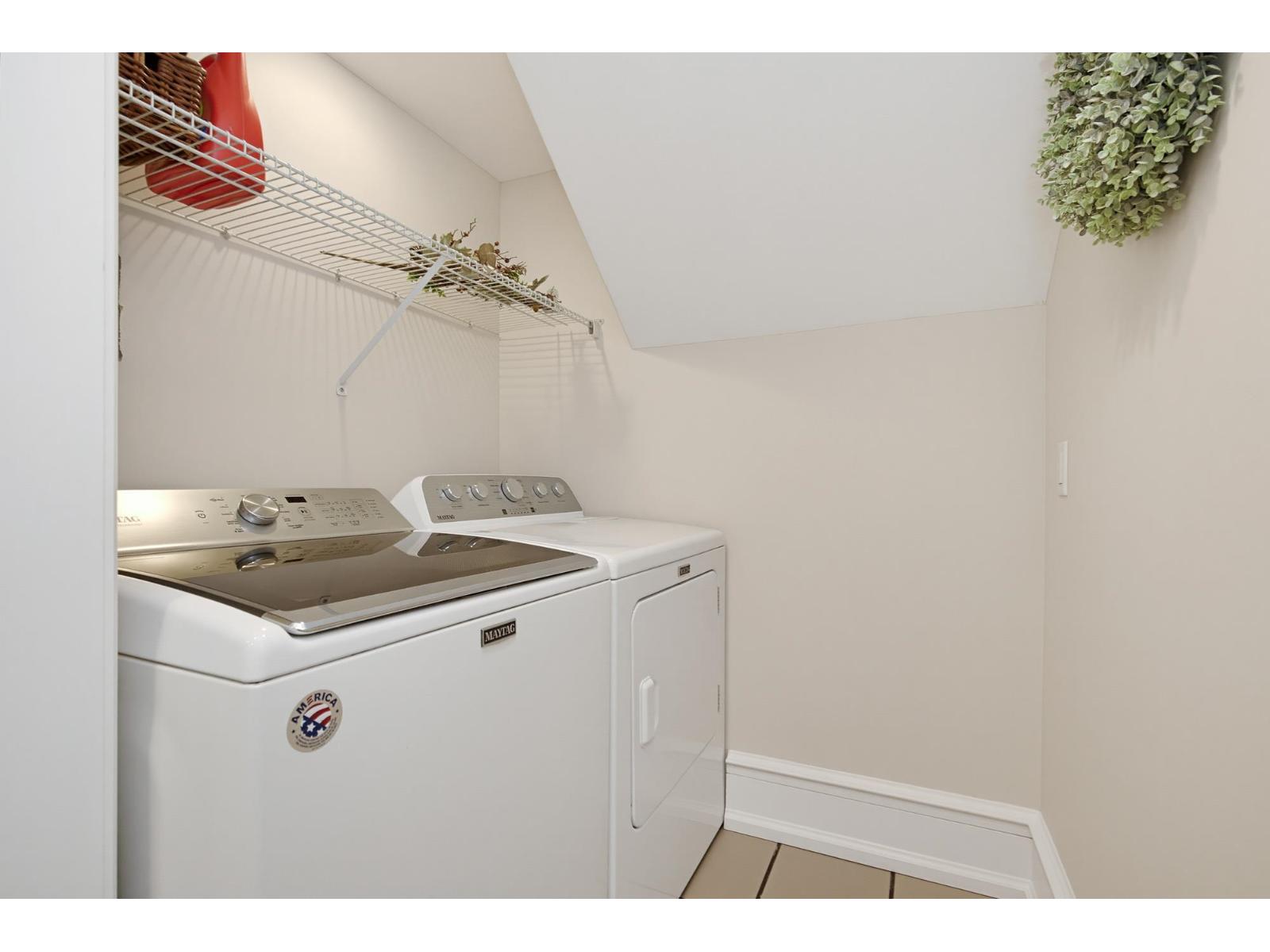 8463 FENNELL STREET, Mission - Image 1