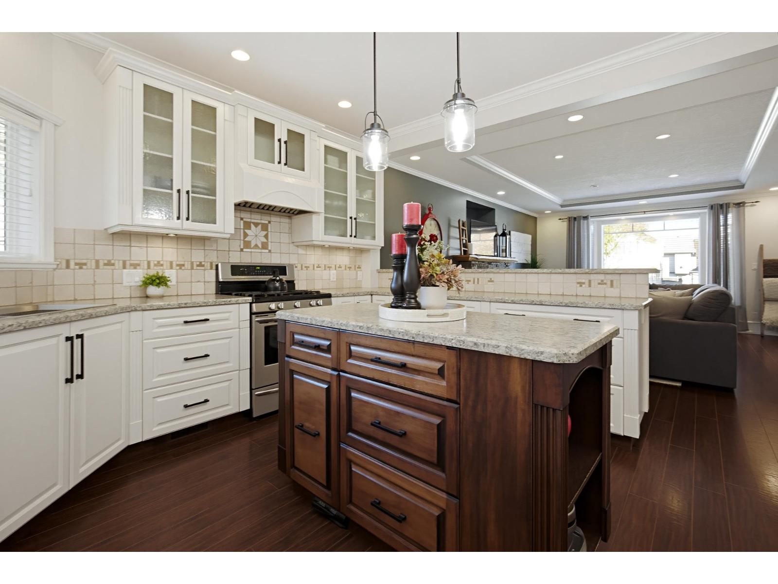 8463 FENNELL STREET, Mission - Image 1