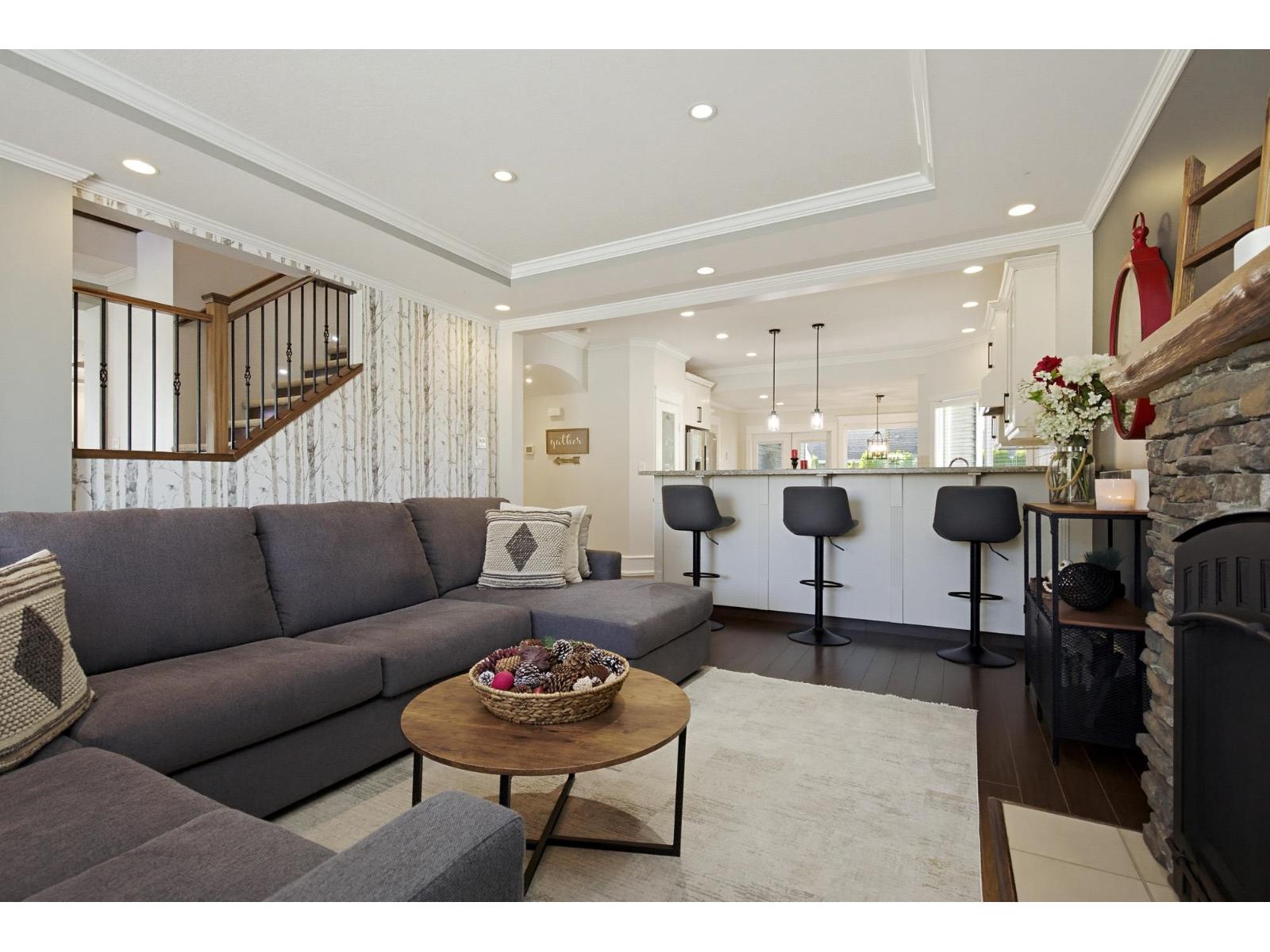 8463 FENNELL STREET, Mission - Image 1