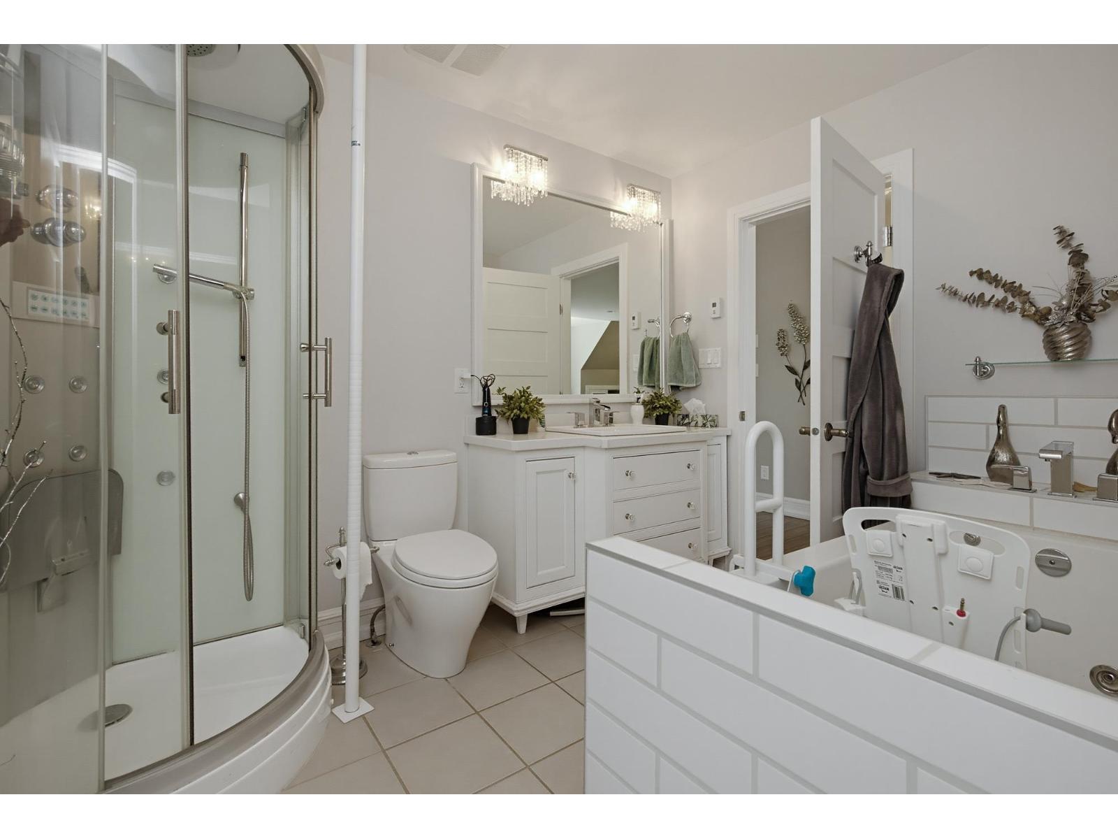 8463 FENNELL STREET, Mission - Image 1