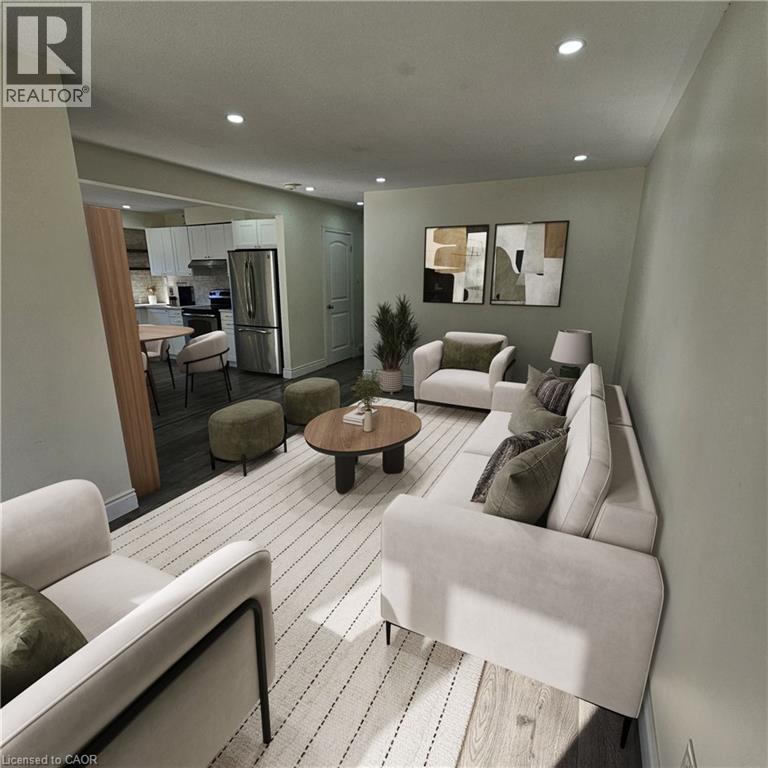 6 PATIENCE Crescent Unit# UPPER, London — photo 2