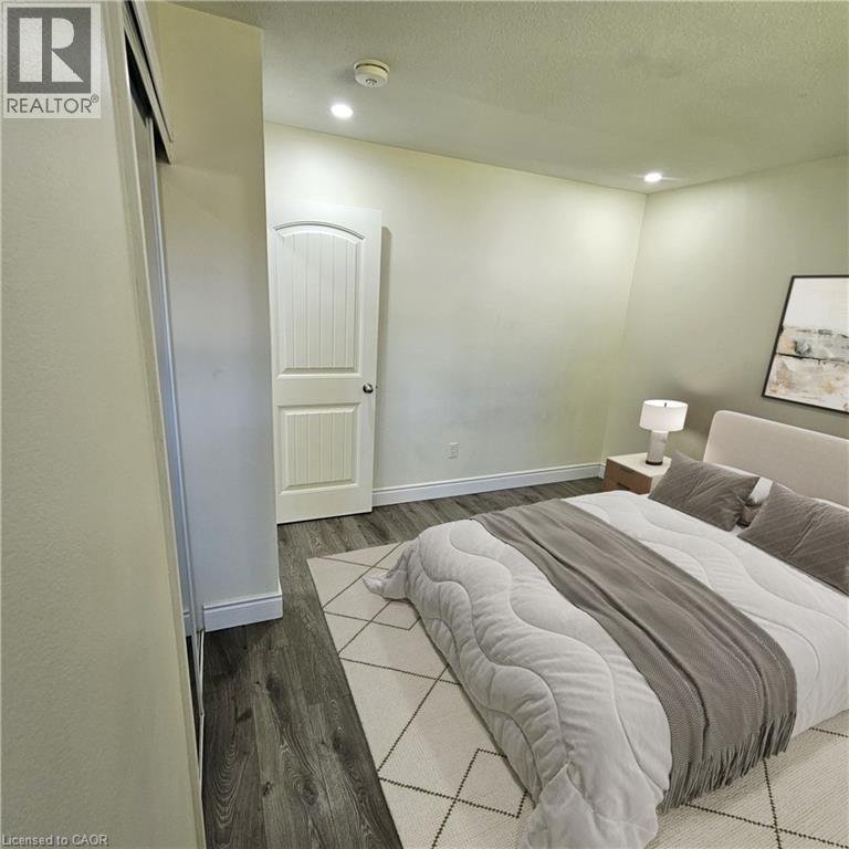 6 PATIENCE Crescent Unit# UPPER, London — photo 9