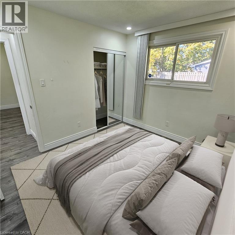 6 PATIENCE Crescent Unit# UPPER, London — photo 11