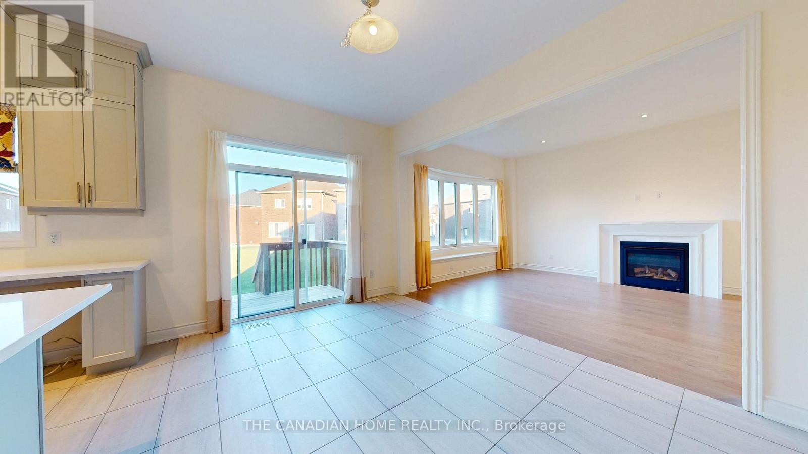 70 STRATFORD DRIVE - 12