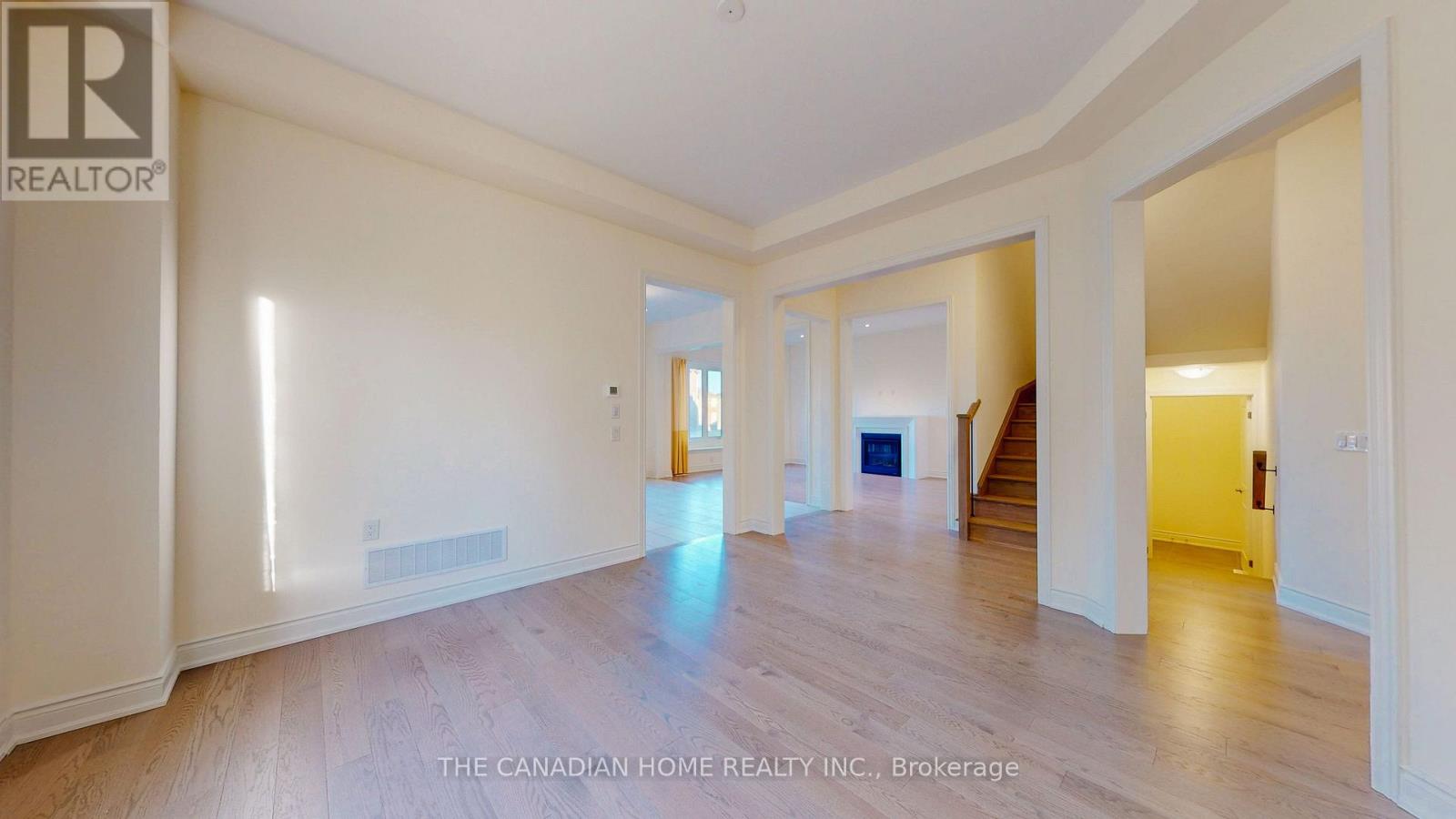 70 STRATFORD DRIVE - 9