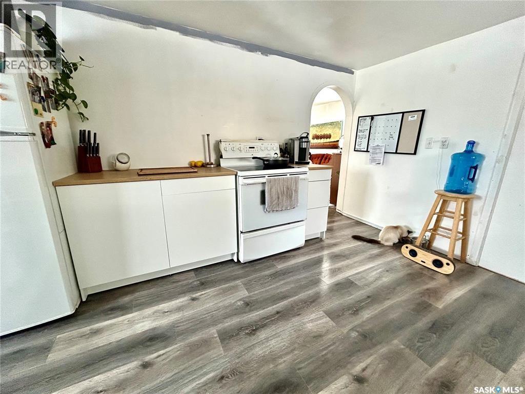 821 2nd AVENUE E, Zenon Park — photo 13