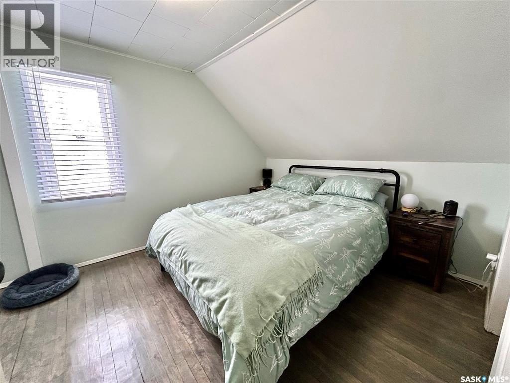 821 2nd AVENUE E, Zenon Park — photo 24
