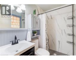 35 Pleasant Avenue, Kitchener, ON N2M4A3 Photo 20