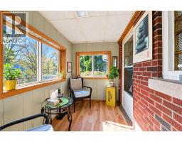 35 Pleasant Avenue, Kitchener, ON N2M4A3 Photo 32