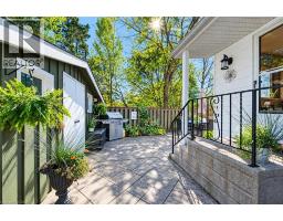 35 Pleasant Avenue, Kitchener, ON N2M4A3 Photo 34