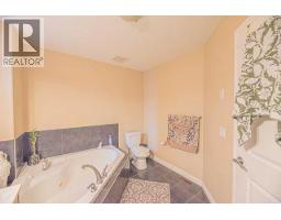 393 Taralake Landing Ne, Calgary, AB T3J0A6 Photo 34