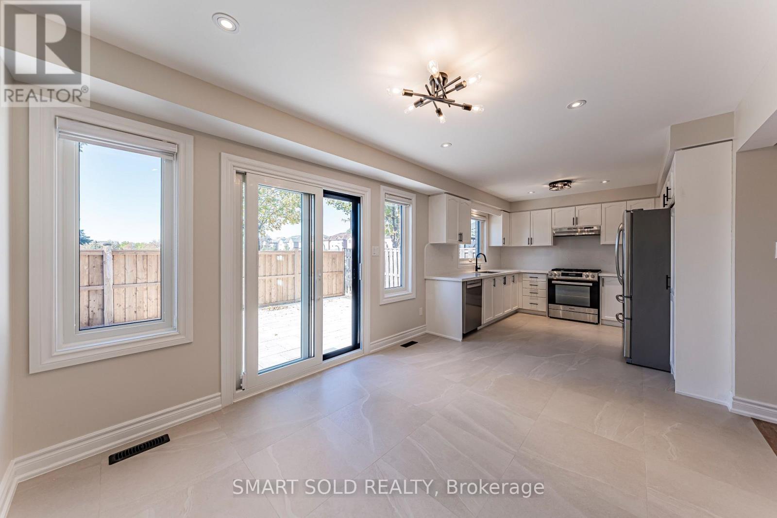 106 Bologna Road, Vaughan, ON photo 5