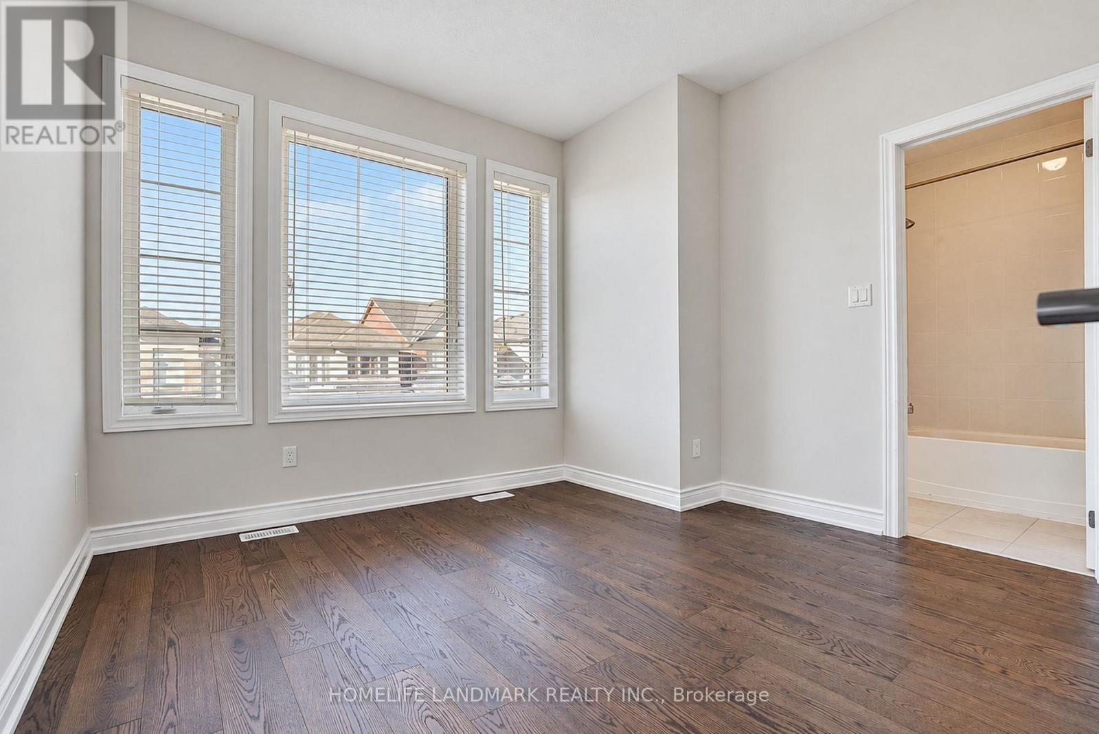 27 Applegate Drive, East Gwillimbury, ON photo 42