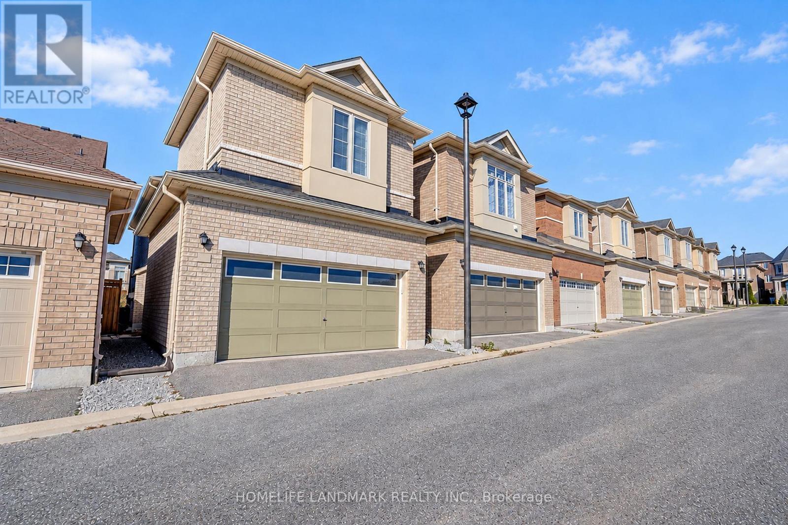27 Applegate Drive, East Gwillimbury, ON photo 49