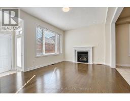 27 Applegate Drive, East Gwillimbury, ON L9N0R2 Photo 14