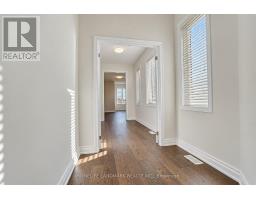 27 Applegate Drive, East Gwillimbury, ON L9N0R2 Photo 24