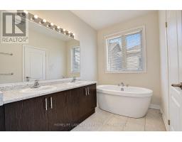 27 Applegate Drive, East Gwillimbury, ON L9N0R2 Photo 31