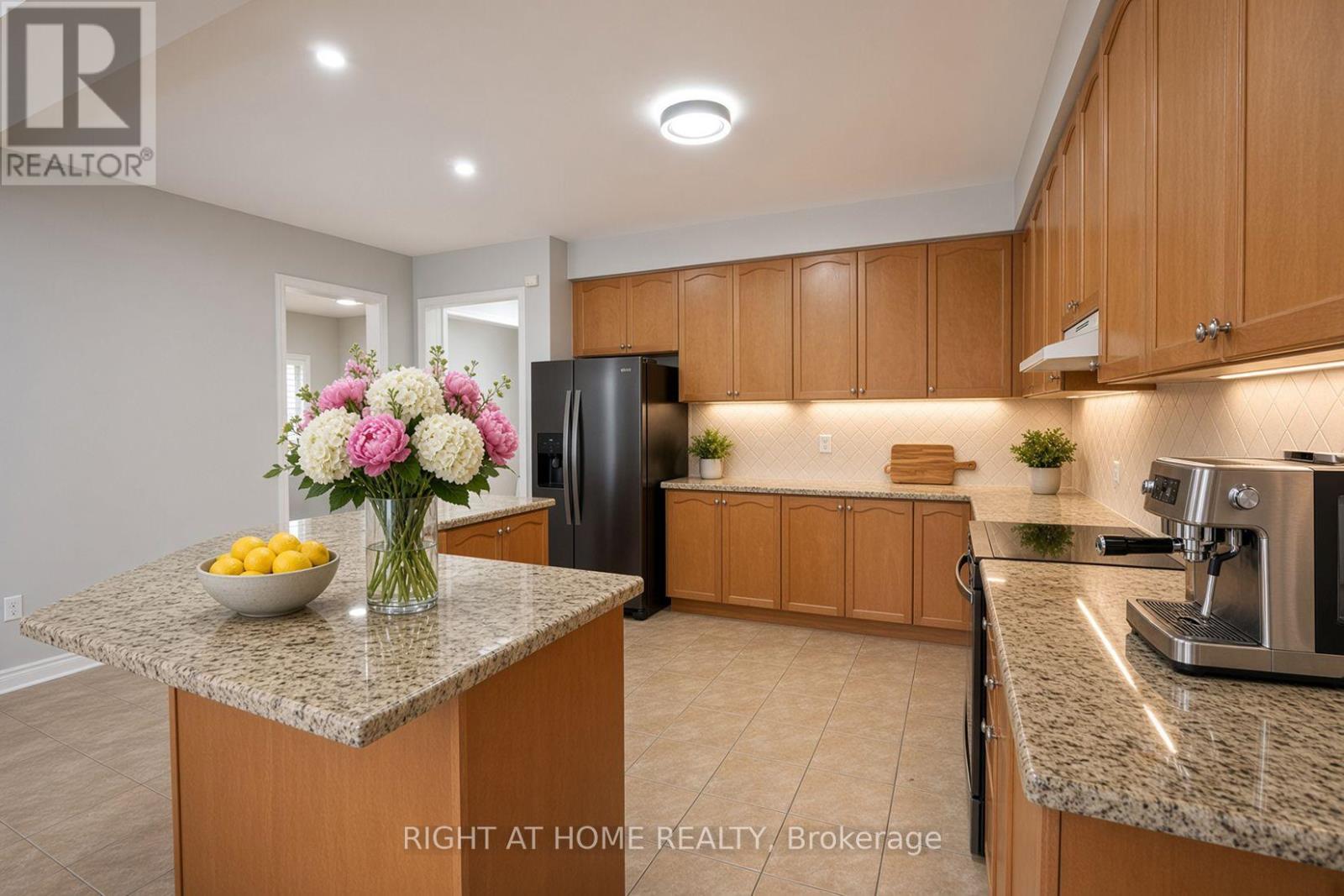 388 VELLORE PARK AVENUE, Vaughan (Vellore Village) — photo 9