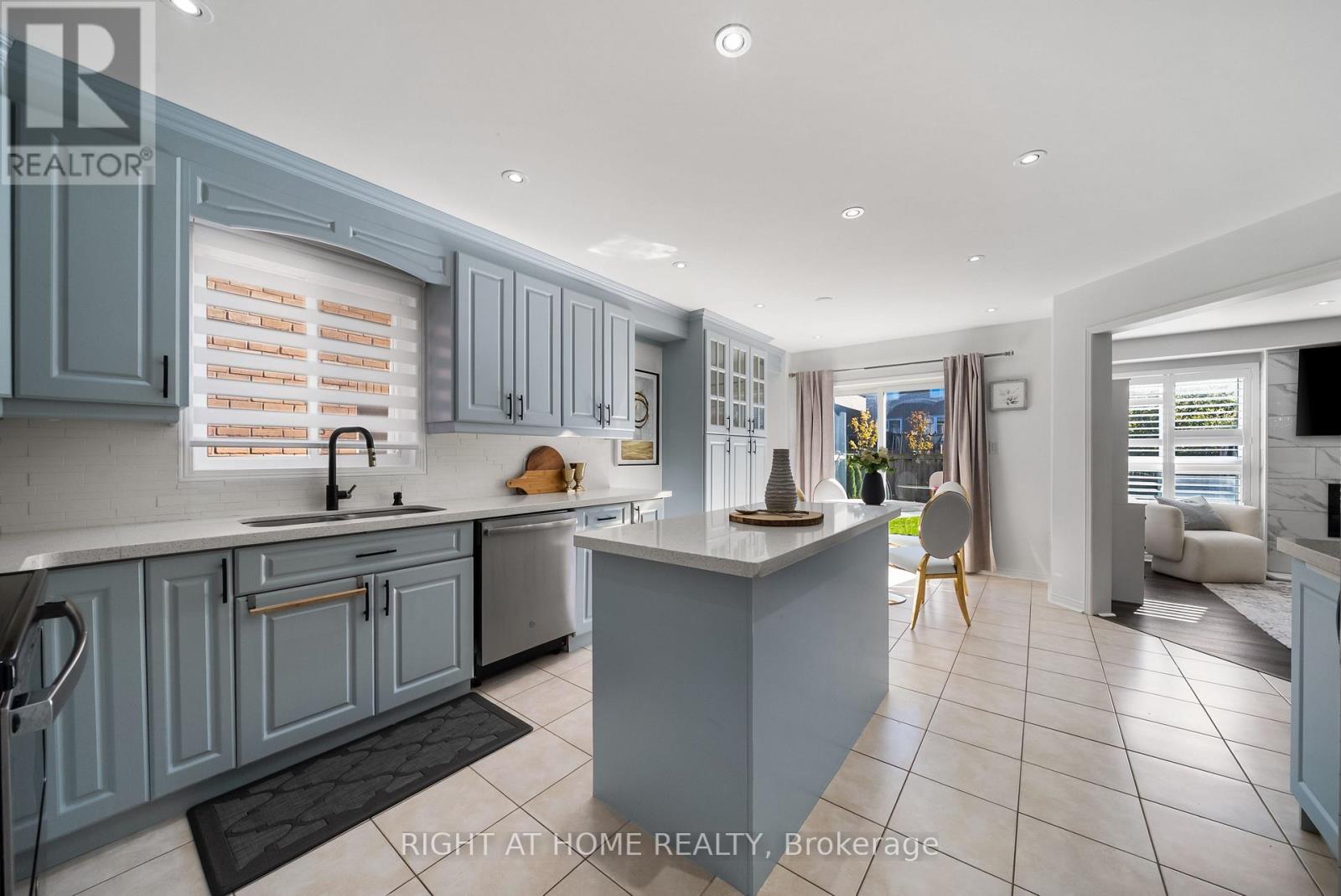 921 MILLER PARK AVENUE - 17