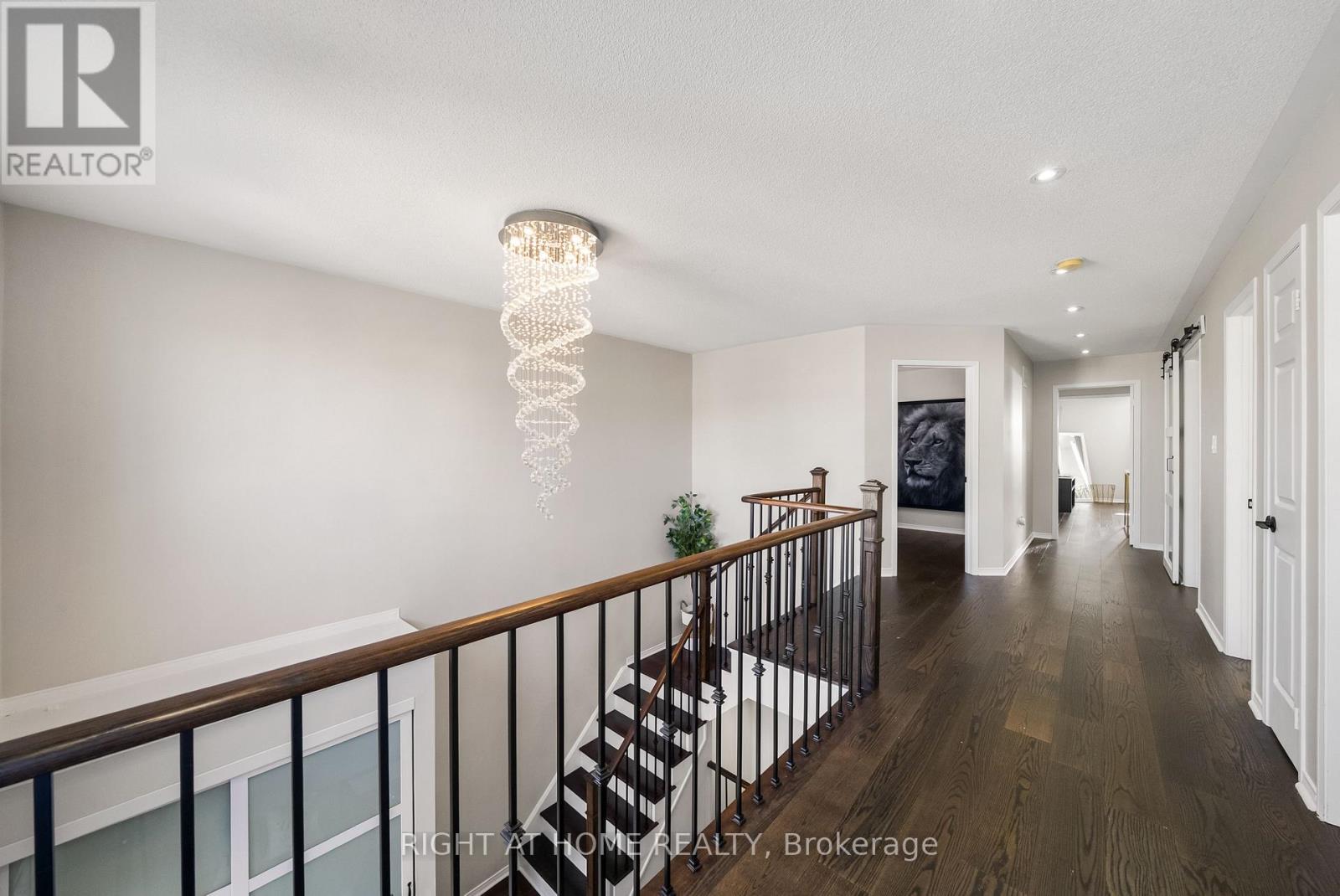921 MILLER PARK AVENUE - 23
