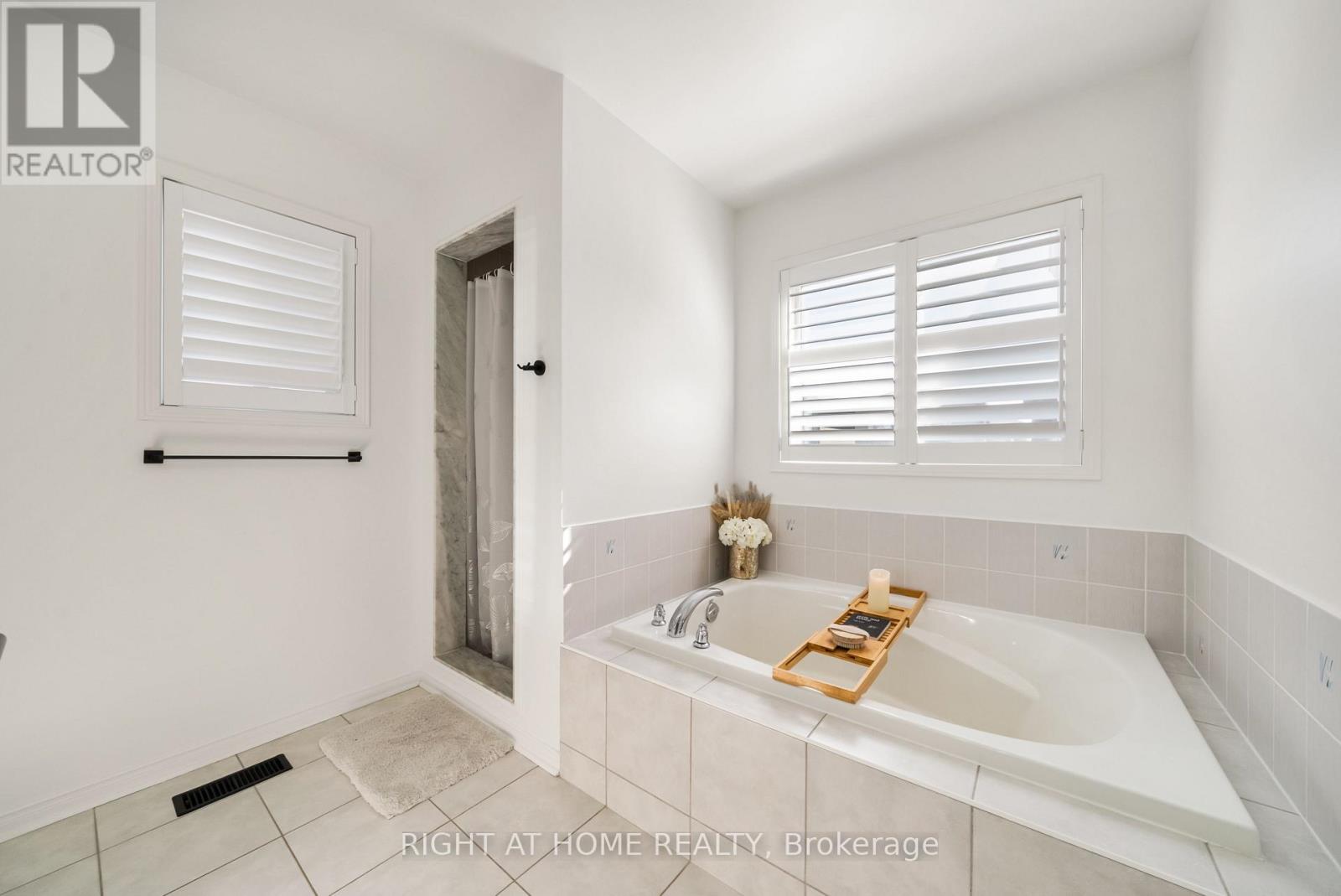 921 MILLER PARK AVENUE - 28