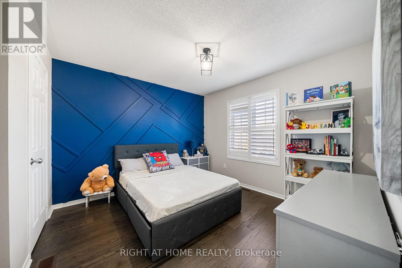 921 MILLER PARK AVENUE - 33