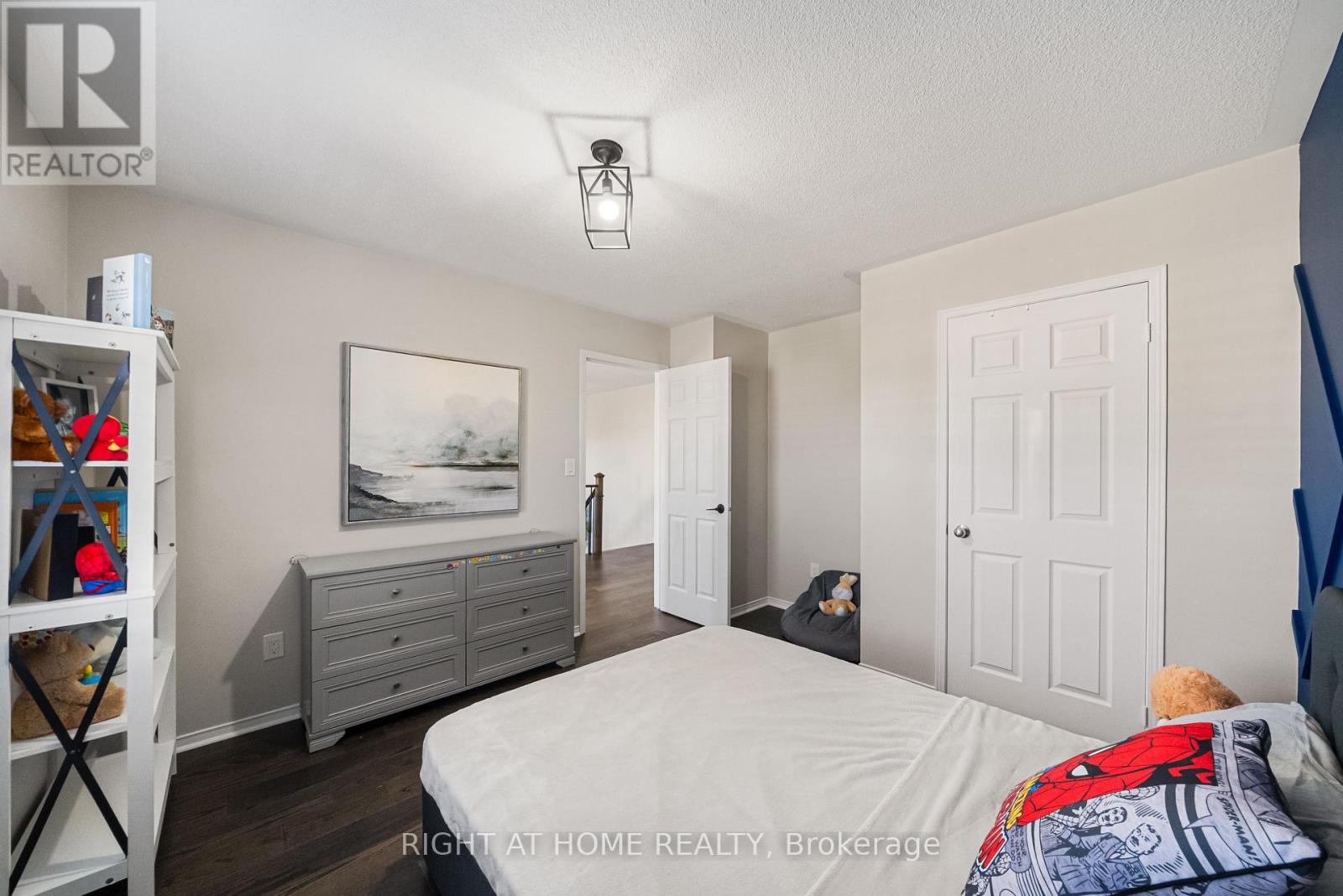 921 MILLER PARK AVENUE - 34