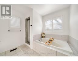 921 Miller Park Avenue, Bradford West Gwillimbury, ON L3Z0L6 Photo 28