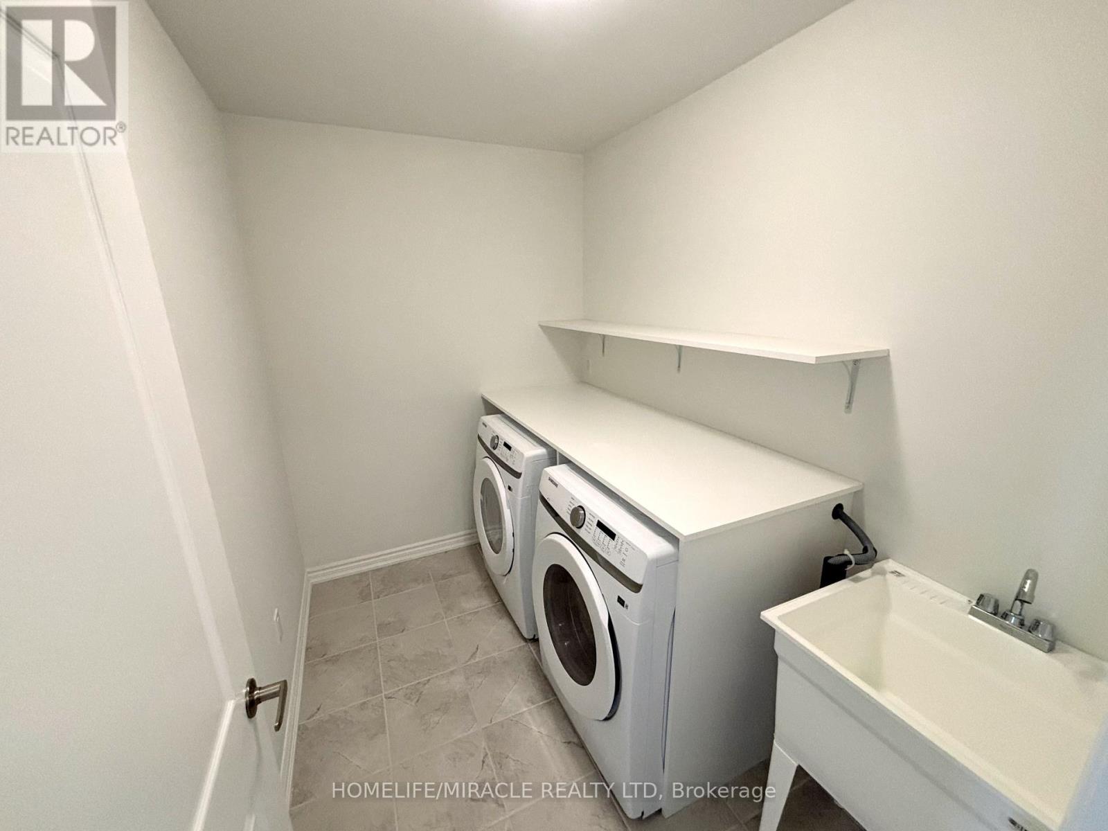 8 ELITE CRESCENT, Haldimand — photo 11