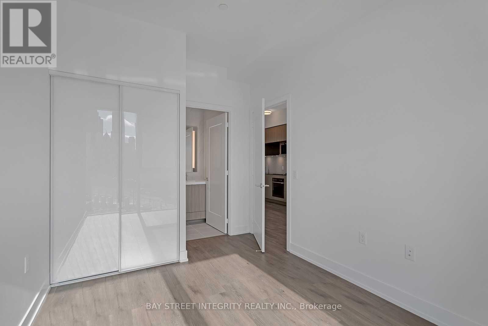 309 - 575 BLOOR STREET E, Toronto (North St. James Town) — photo 8