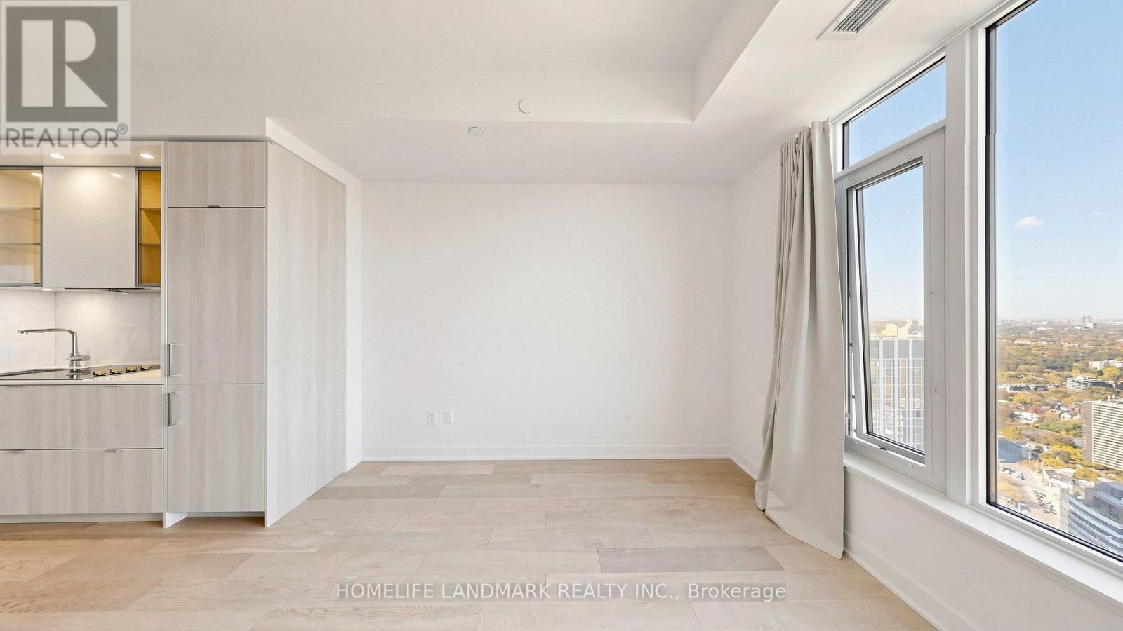 4803- 11 Yorkville Avenue, Toronto, ON photo 16
