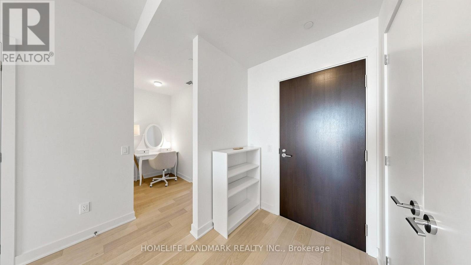 4803- 11 Yorkville Avenue, Toronto, ON photo 25