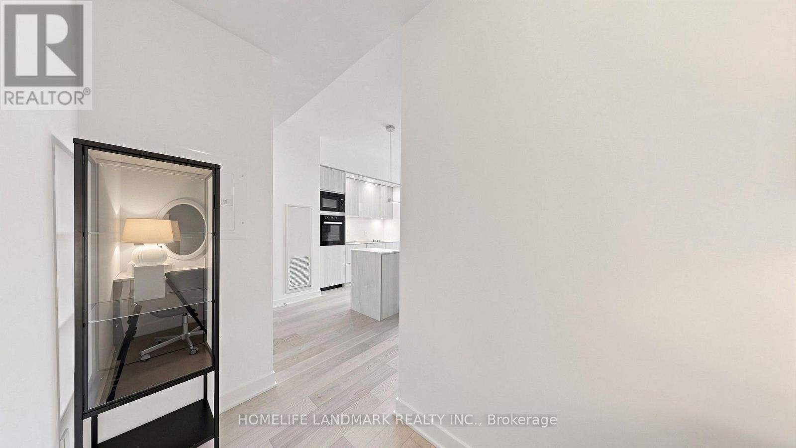4803- 11 Yorkville Avenue, Toronto, ON photo 28