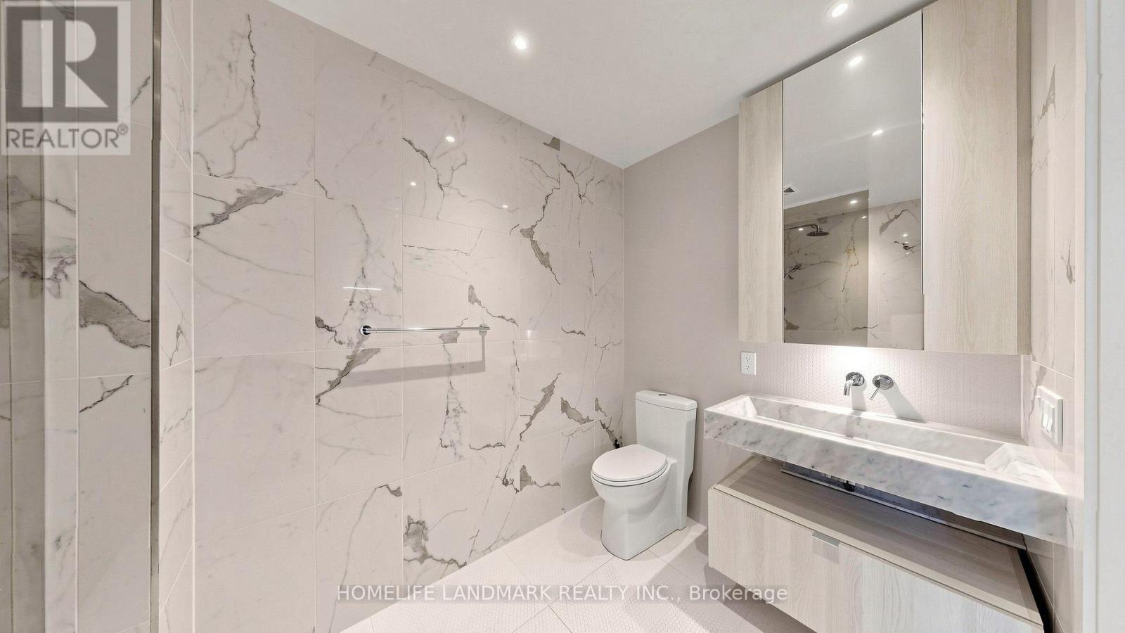 4803- 11 Yorkville Avenue, Toronto, ON photo 29