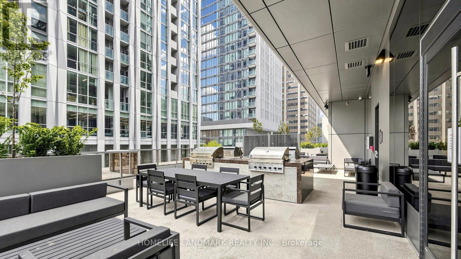 4803- 11 Yorkville Avenue, Toronto, ON photo 44