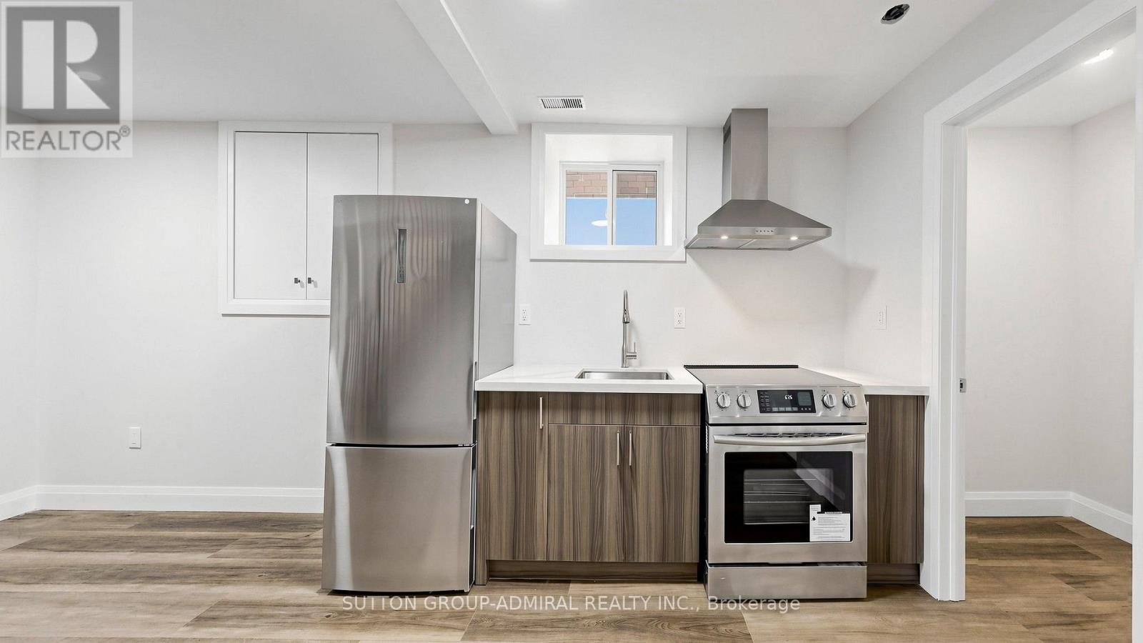109 Fermanagh Avenue, Toronto, ON photo 28