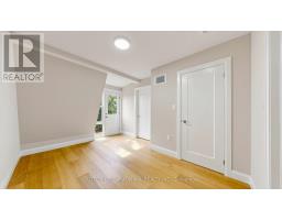 109 Fermanagh Avenue, Toronto, ON M6R1M1 Photo 24