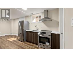 109 Fermanagh Avenue, Toronto, ON M6R1M1 Photo 29