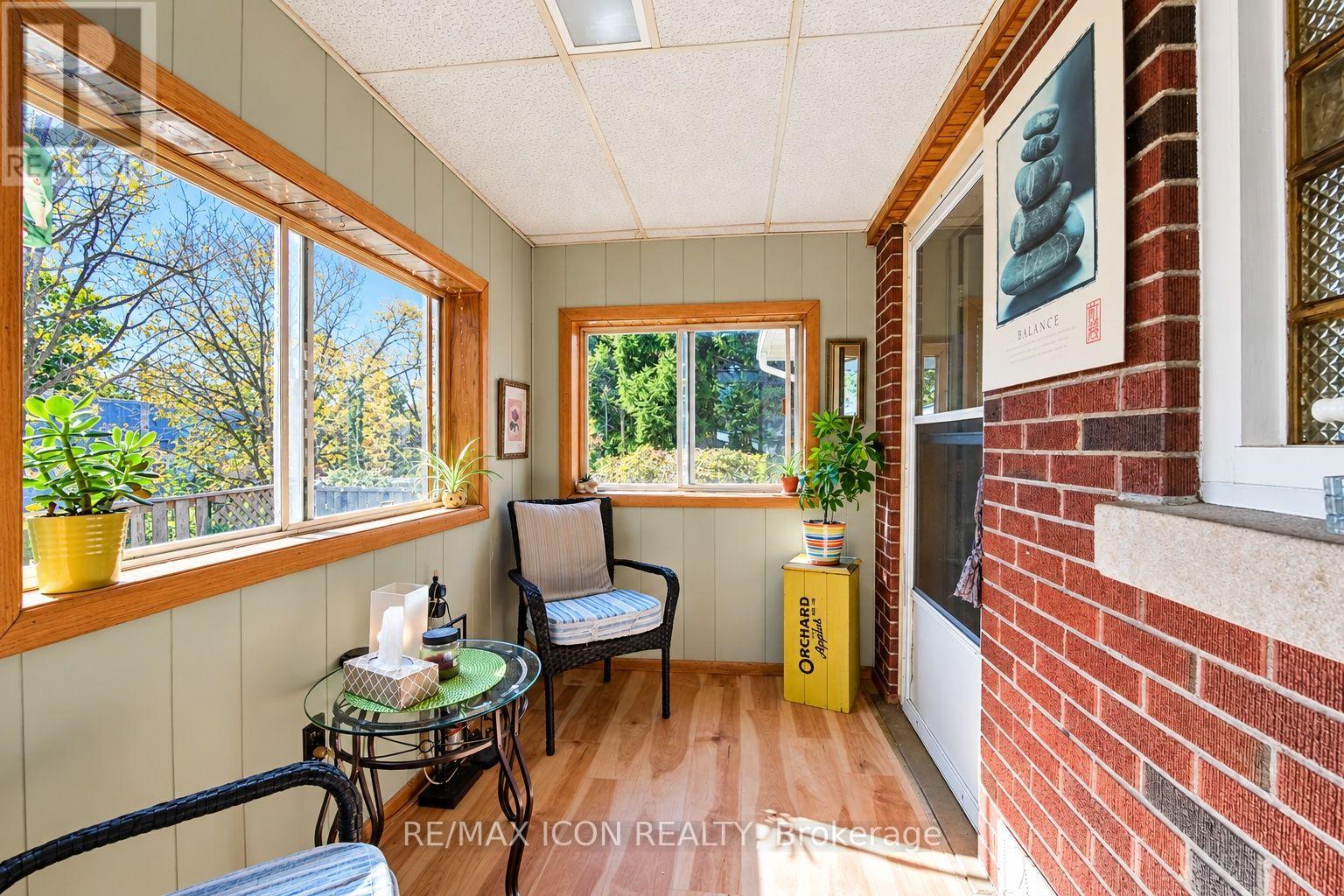 35 Pleasant Avenue, Waterloo, ON photo 30