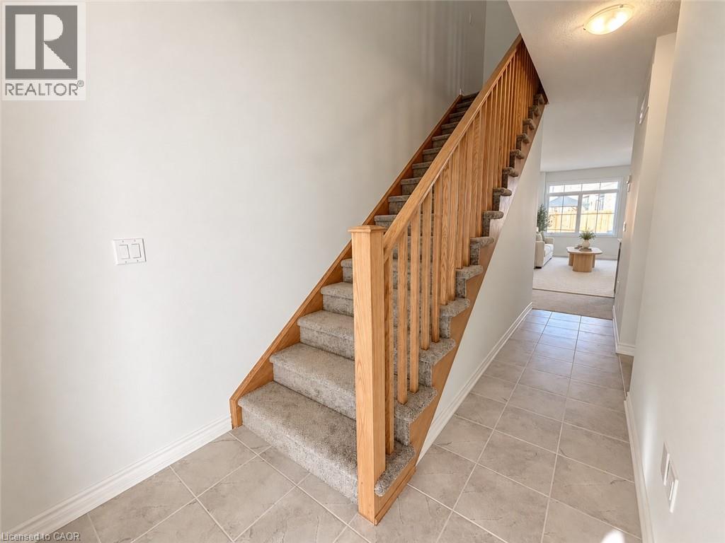 8 ELITE Crescent, Caledonia — photo 3